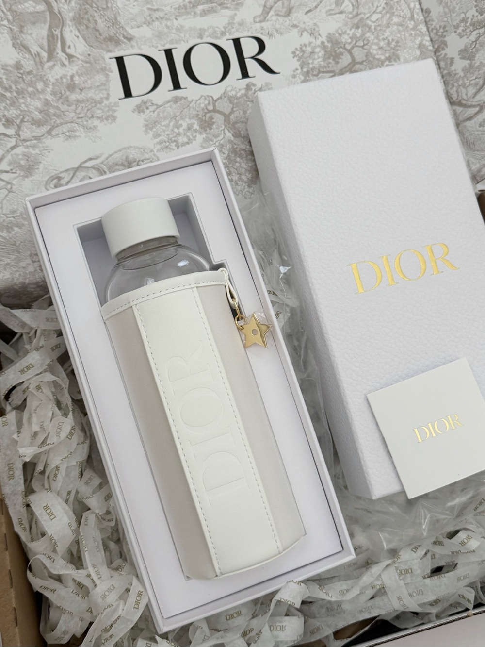 NEW Dior Beauty Silver Welcome Gift 2026 Water Bottle with Pouch and Charm